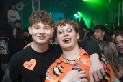SingleParty_16